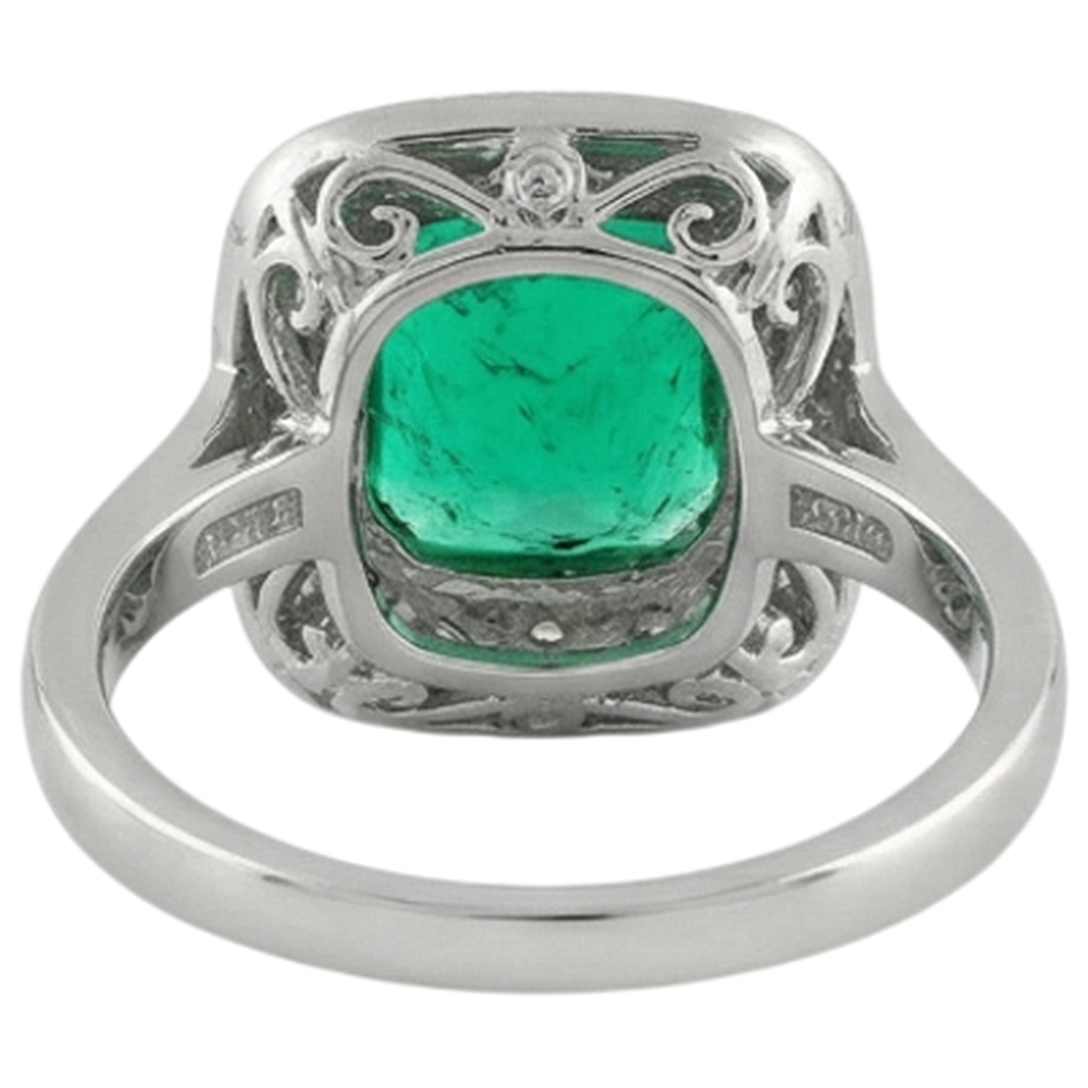 Gemstone Ring 14 Karat Two Tone Gold with Colombian Emerald – detail view