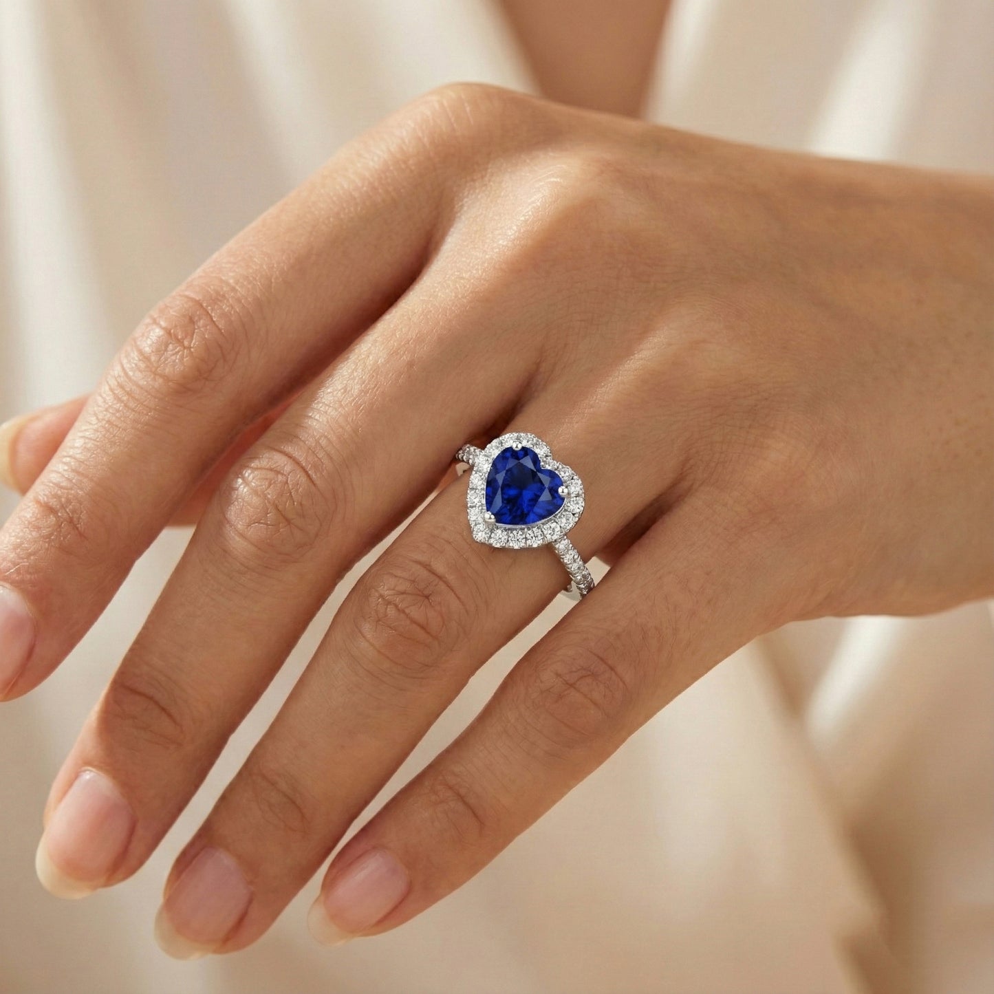 natural round sapphire 4ct ring with diamond accents