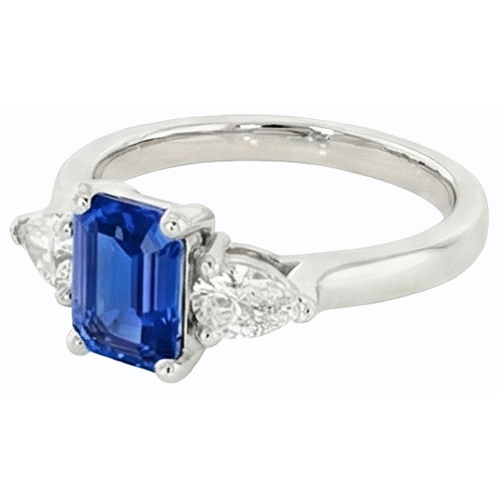 natural emerald sapphire 2ct ring on white background