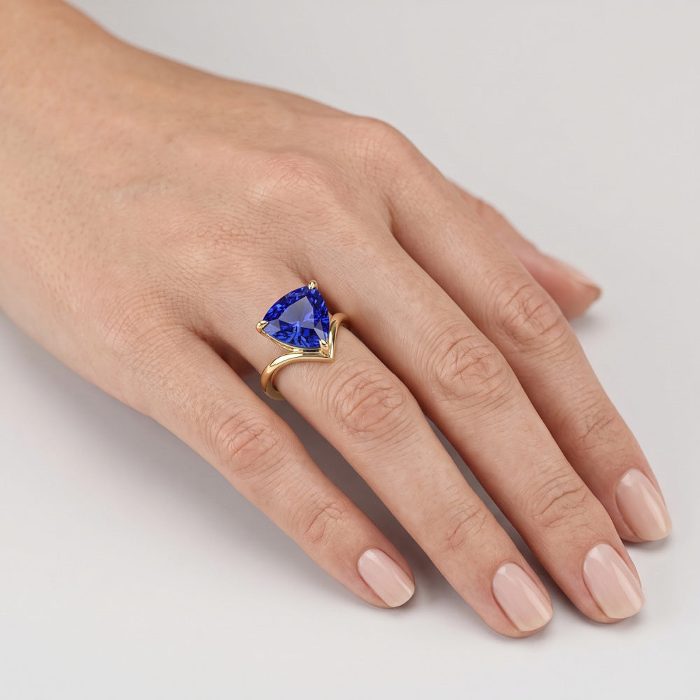 Yellow Gold Solitaire Ring Trillion Sapphire 1.50 Carats Prong Set