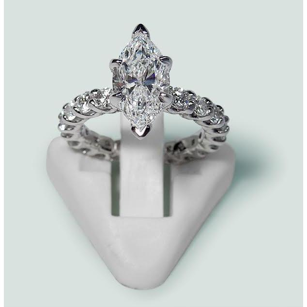 Marquise And Round Diamond Engagement Ring 2.75 Carats White Gold 14K - Engagement Ring-harrychadent.ca