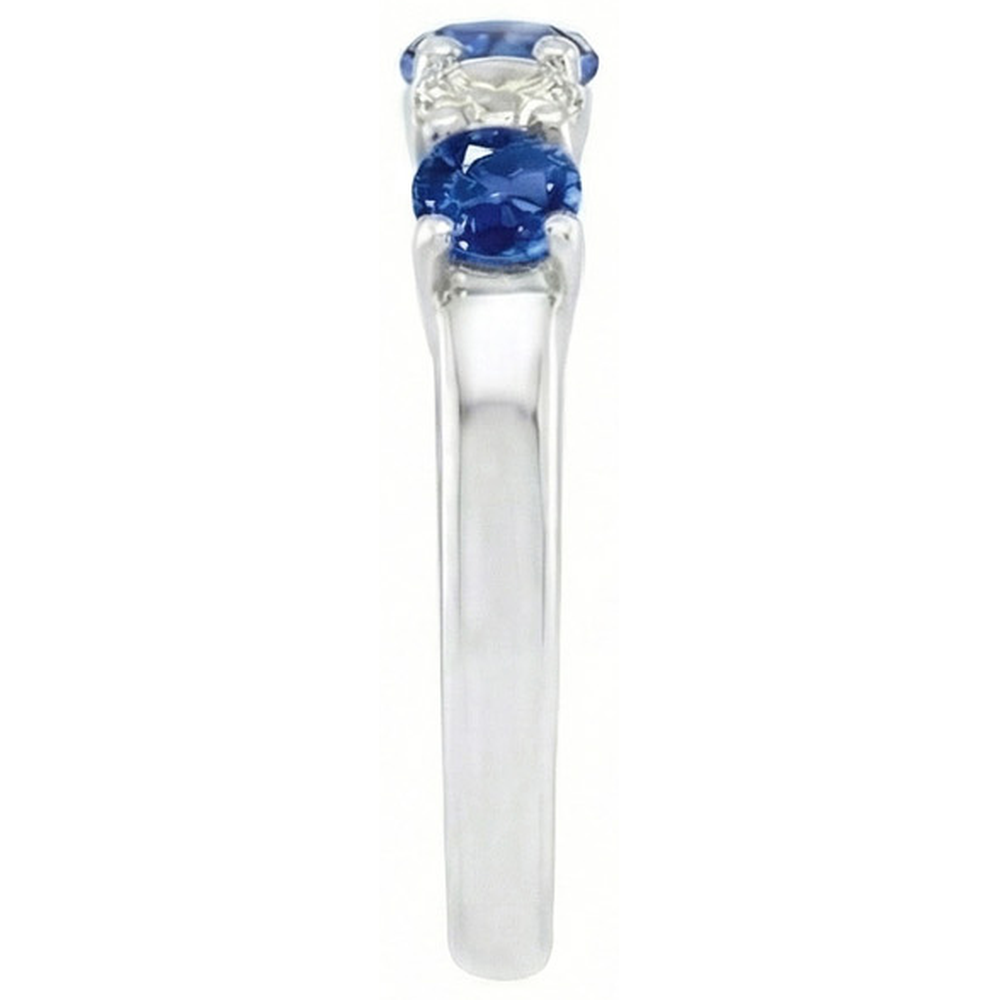 natural round sapphire 1.50ct ring top view