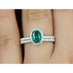 14K White Gold Ladies Green Emerald & Diamond Ring 4.55 Carats Fine Jewelry