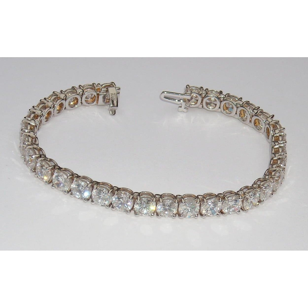 20.15 Ct Large Lab Grown Diamond Tennis Bracelet Vs Jewelry 31 Stones- Tennis Bracelet-harrychadent.ca