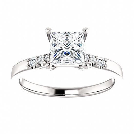 2 Carats Princess Center Real Diamond Ring White Gold 14K - Solitaire Ring with Accents-harrychadent.ca