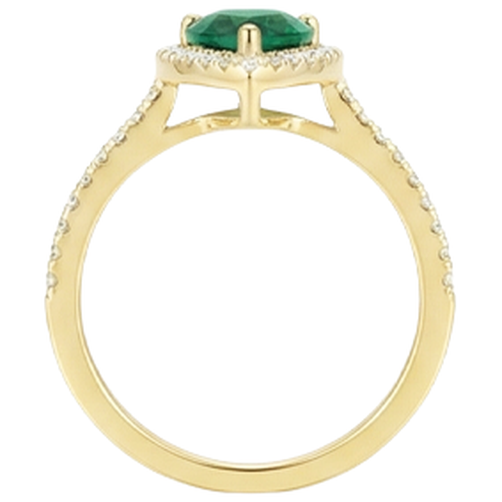 natural round emerald 3.95ct ring on white background