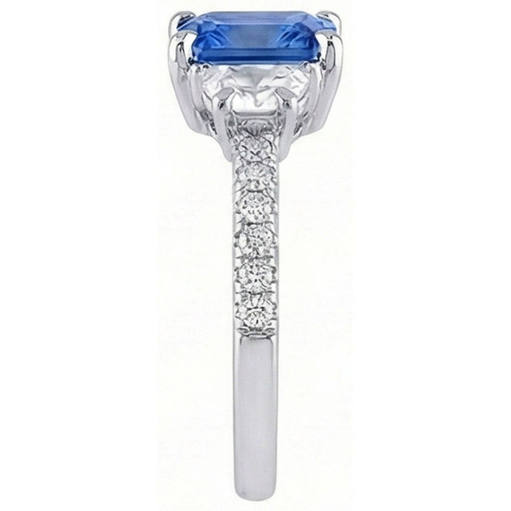 natural round sapphire 3ct ring top view