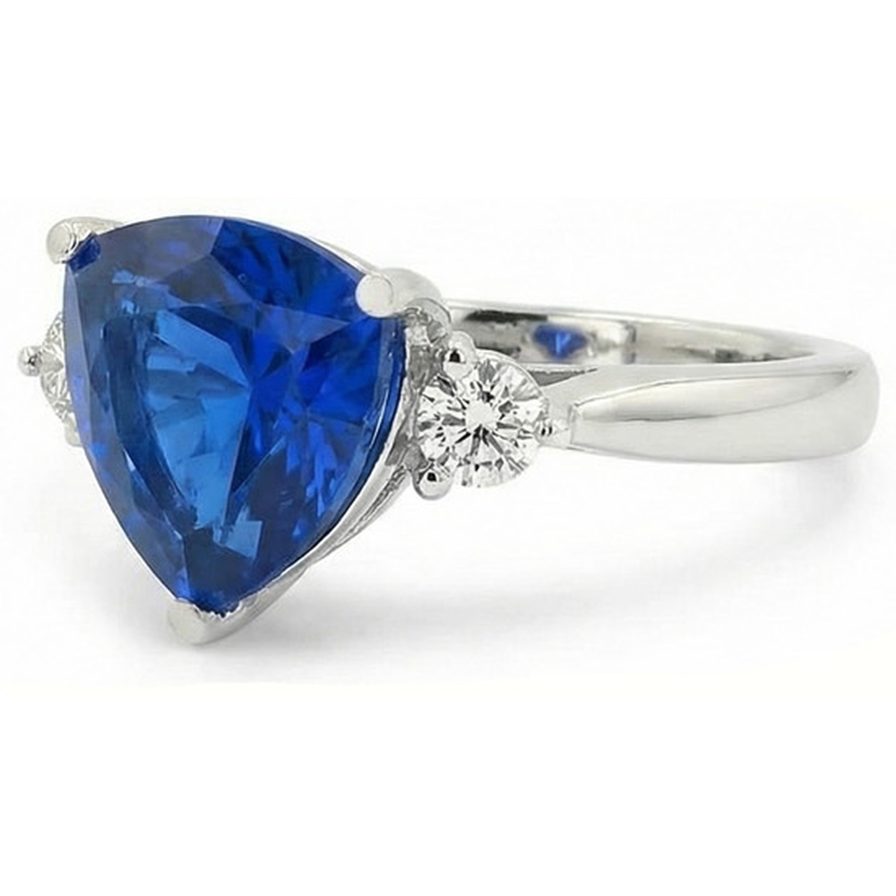 natural round sapphire 6ct ring top view