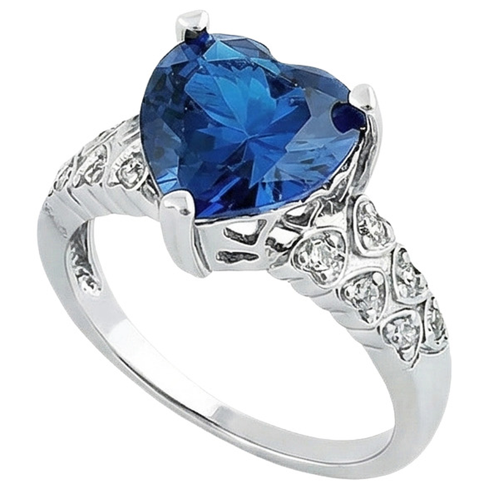 natural round sapphire 6ct ring close up detail