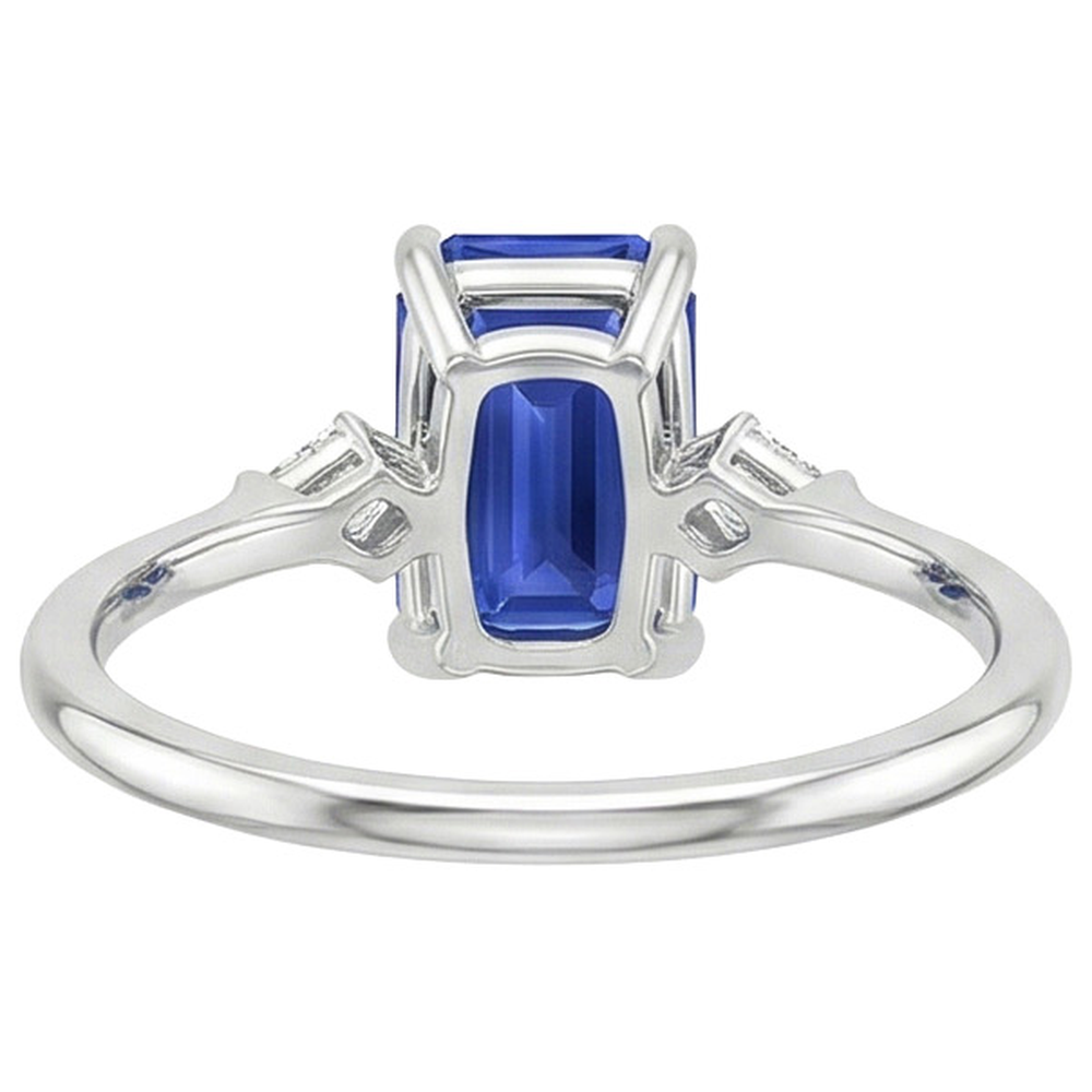 natural emerald sapphire 3.25ct ring close up detail