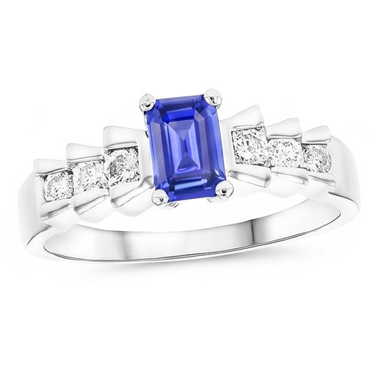 Anniversary Ring Emerald Light Blue Sapphire 2 Carats Pleated Style