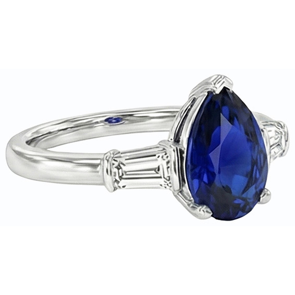 natural pear sapphire 2.50ct ring top view