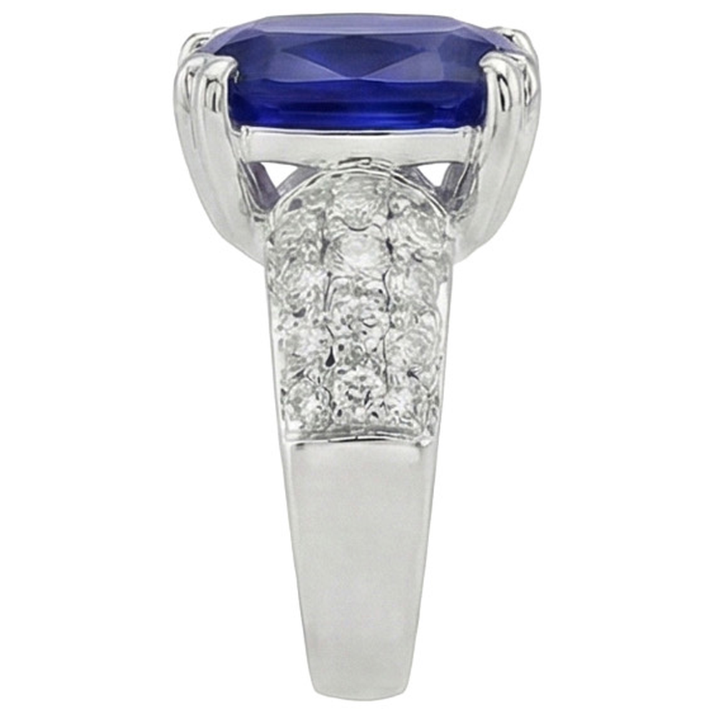 Beautiful 6 Carat Sapphire Engagement Ring