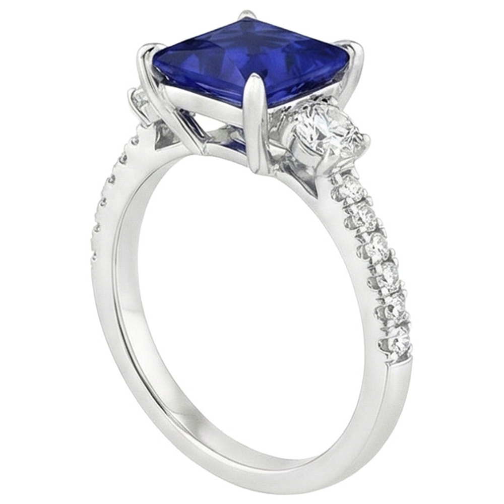 natural round sapphire 6.25ct ring close up detail