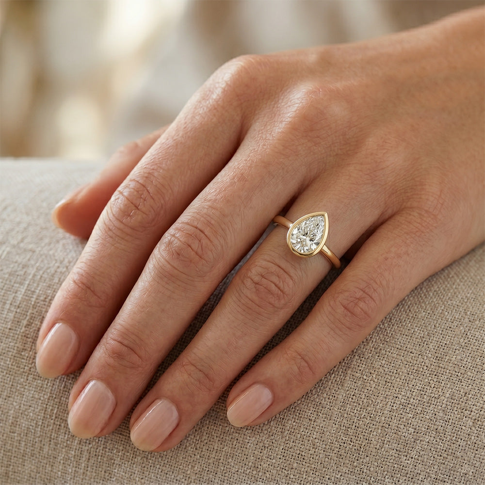 Brilliant Diamond Pear Shape Solitaire Engagement Ring 1.5 ct