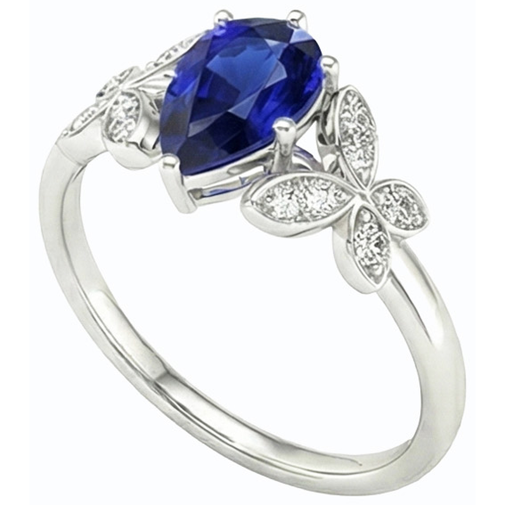 natural round sapphire 3ct ring close up detail