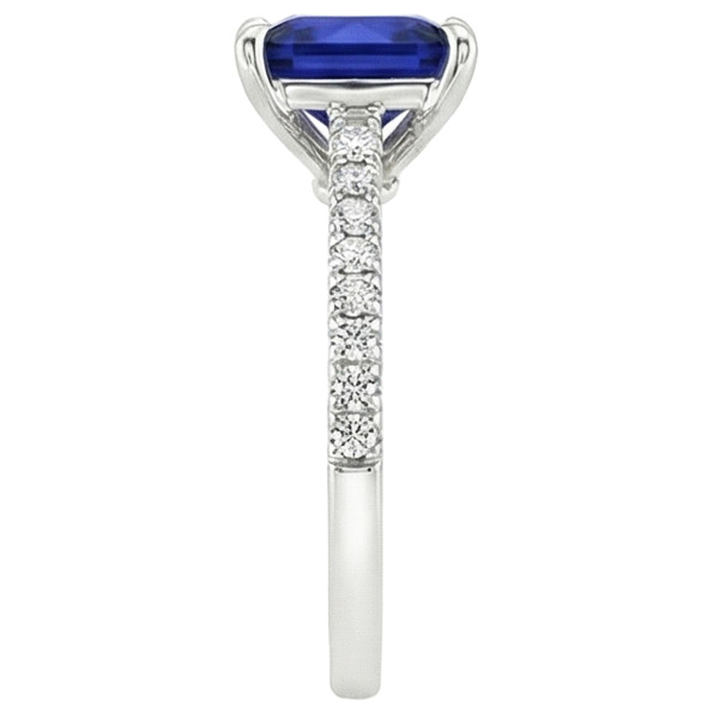 natural round sapphire 5.5ct ring on white background