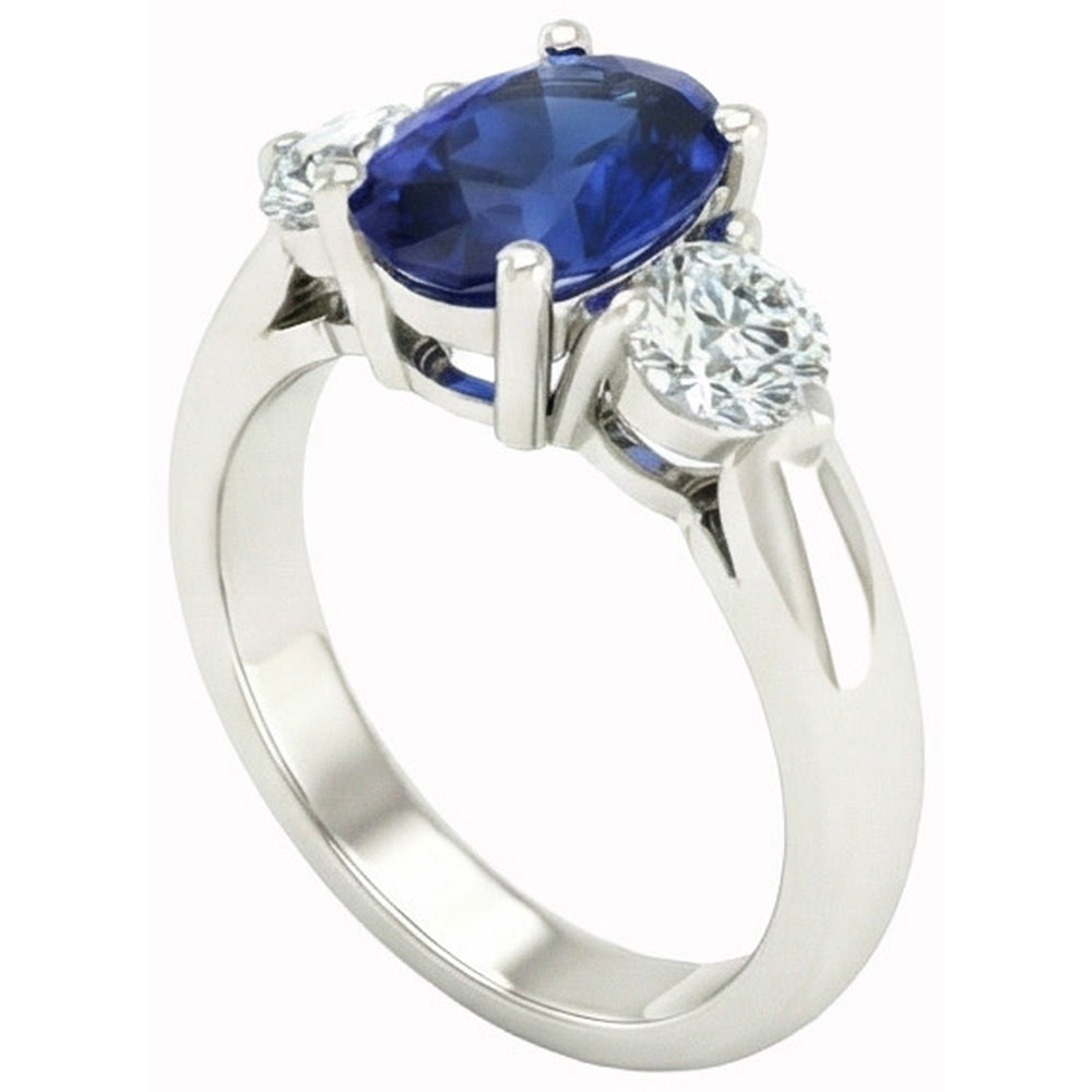 natural round sapphire 3ct ring close up detail