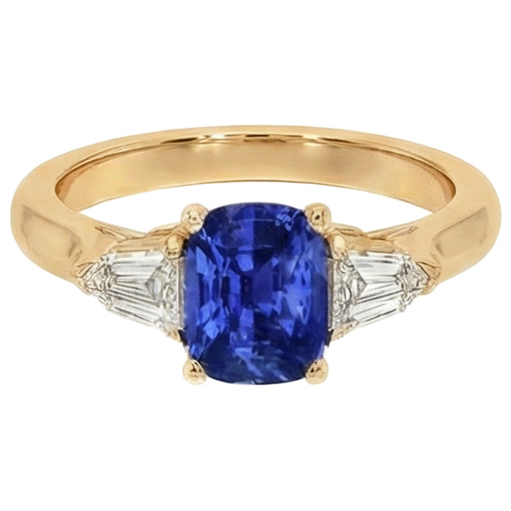 natural cushion sapphire 9.50ct ring side angle