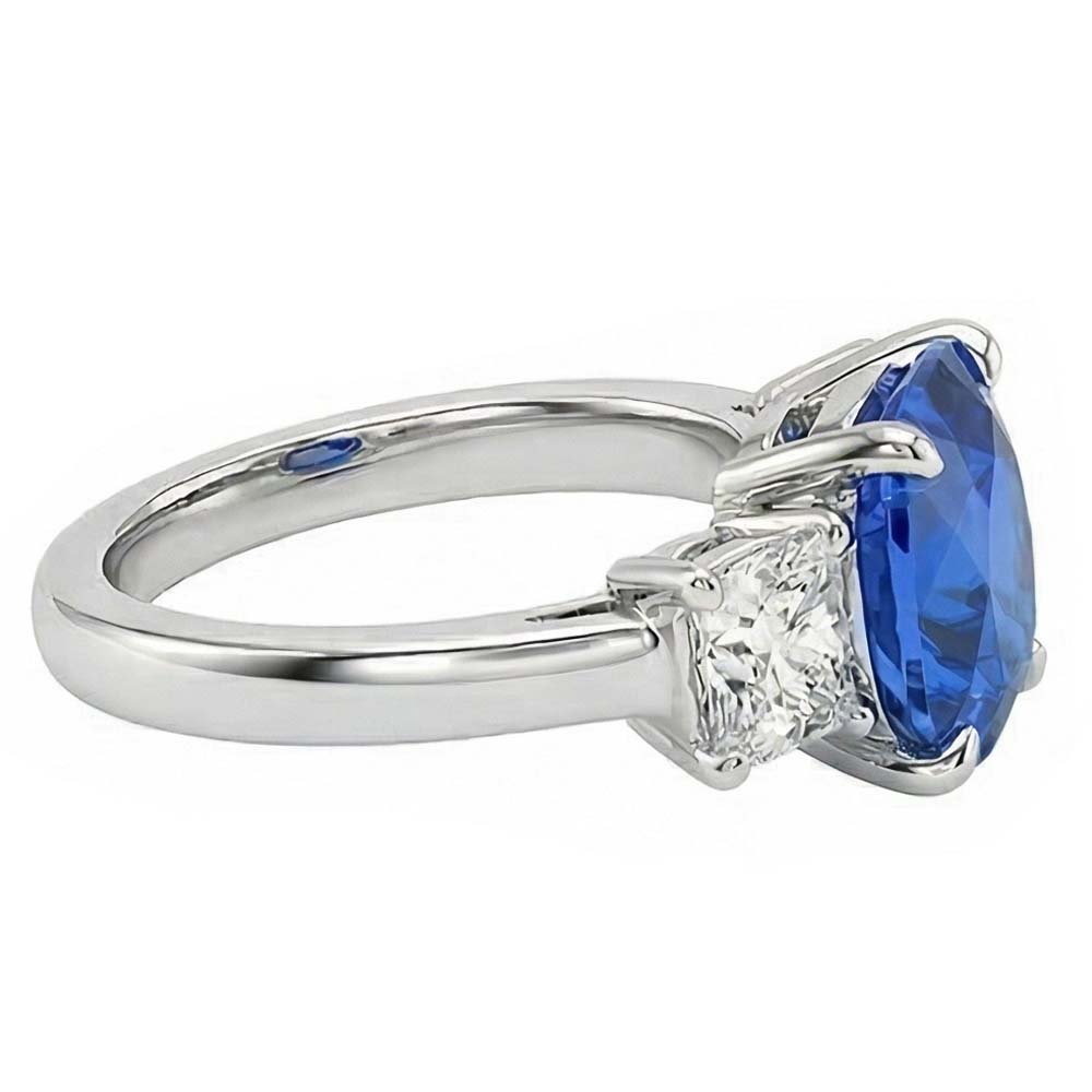 natural cushion sapphire 4ct ring top view