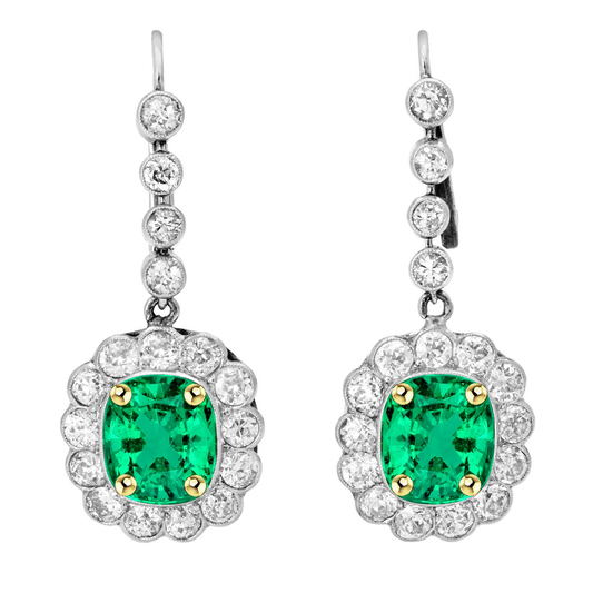 Cushion Cut Colombian Emerald ring in 14 Karat Two Tone Gold – main view