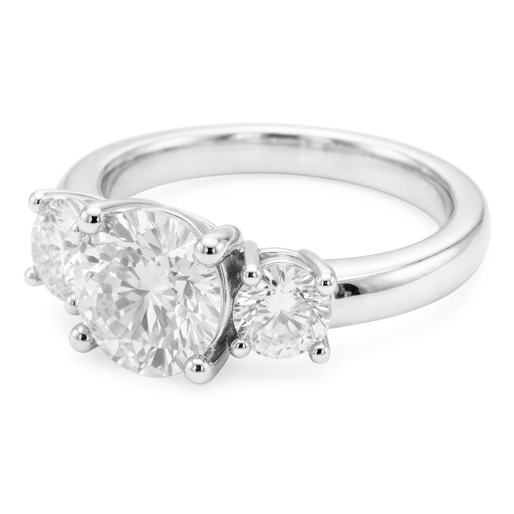 Dazzling 3-Stone Ring – Diamond 2.50 ct from HarryChadEnt