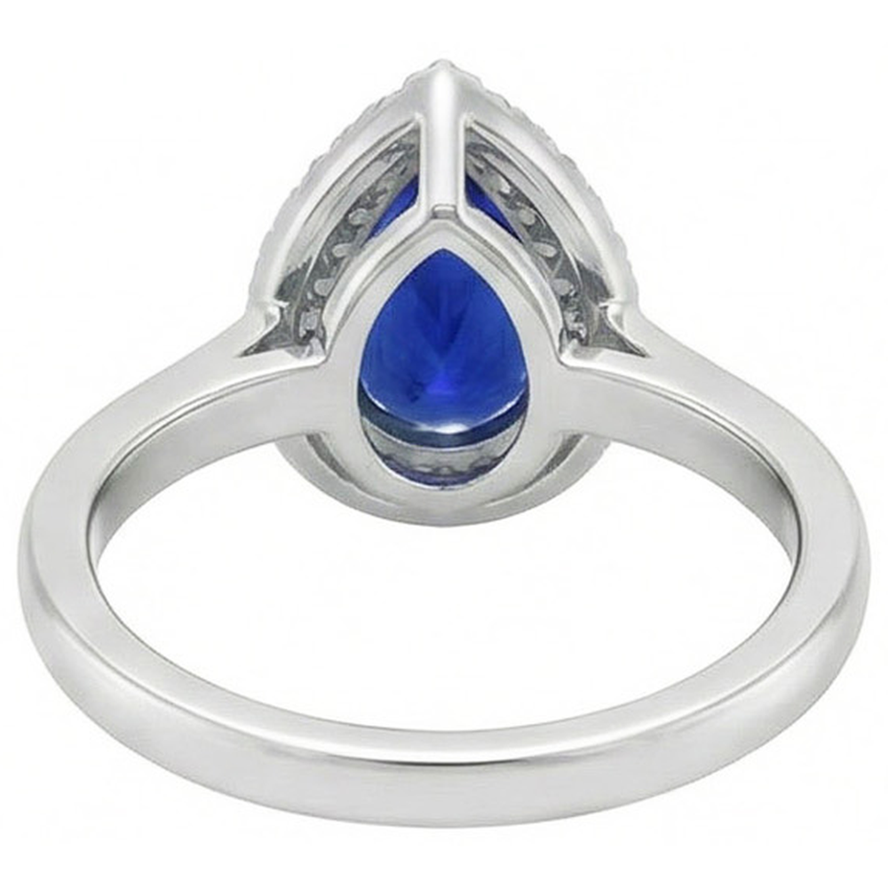 natural round sapphire 3.75ct ring close up detail