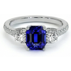Emerald Blue Sapphire 3 Stone Style Ring With Accents 7 Carats Gold 14K