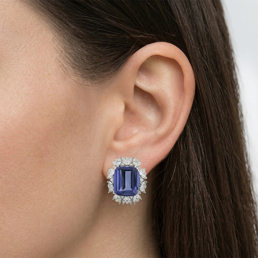 natural round sapphire 10ct earring top view