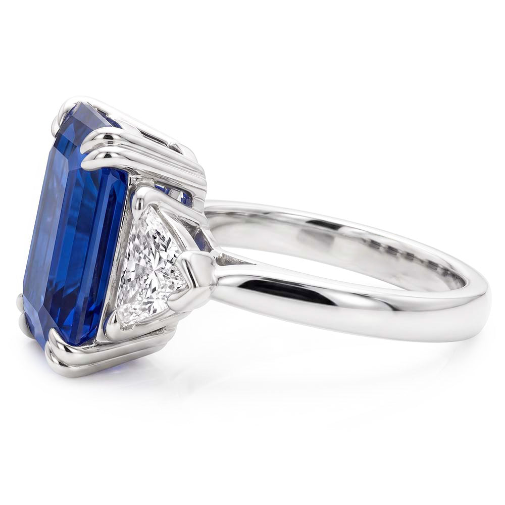Emerald Sapphire Gemstone Ring 4 Carats Trillion Natural Earth Mined Diamond ( Not Lab Grown )s 3 Stone Gold