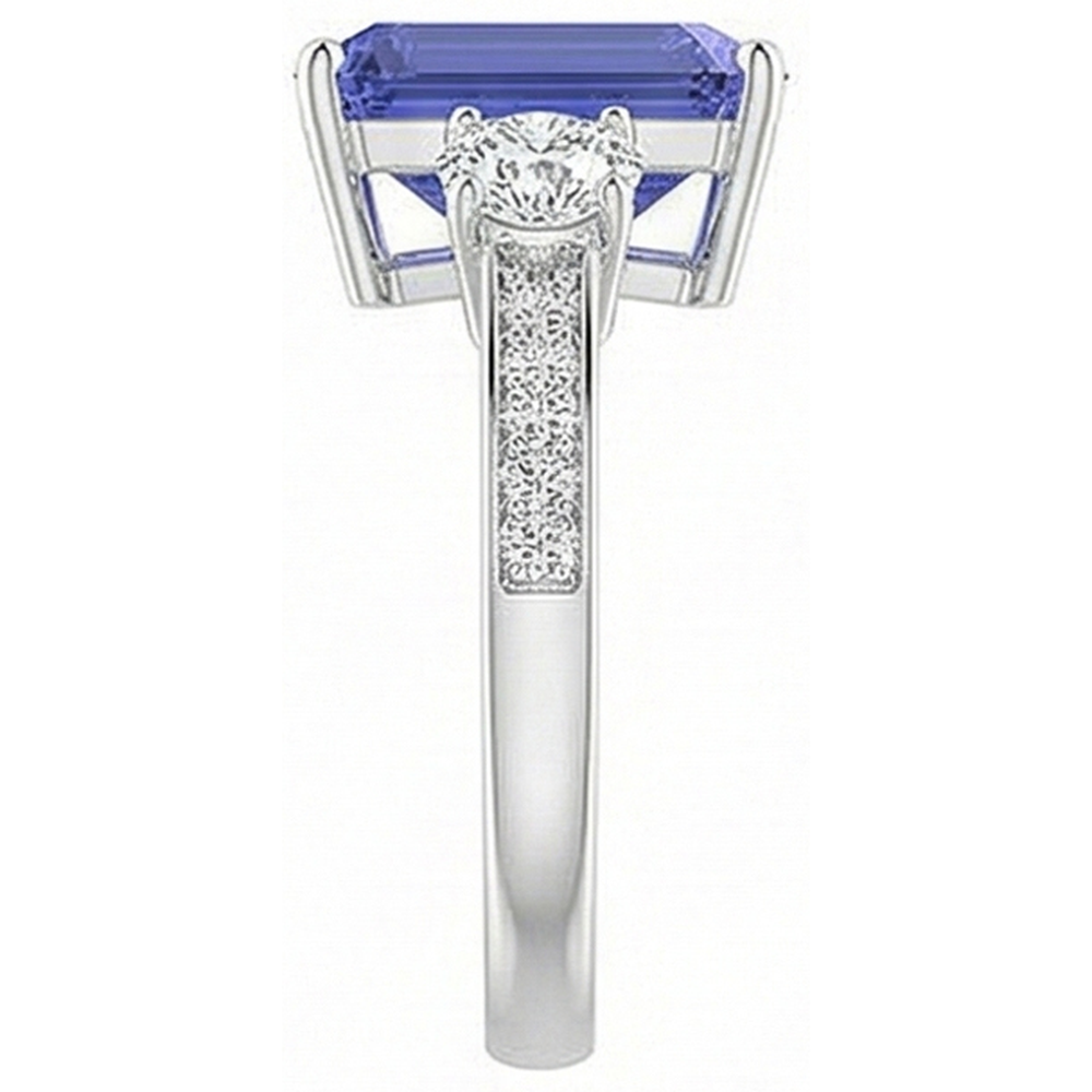 natural emerald sapphire 5ct ring profile view