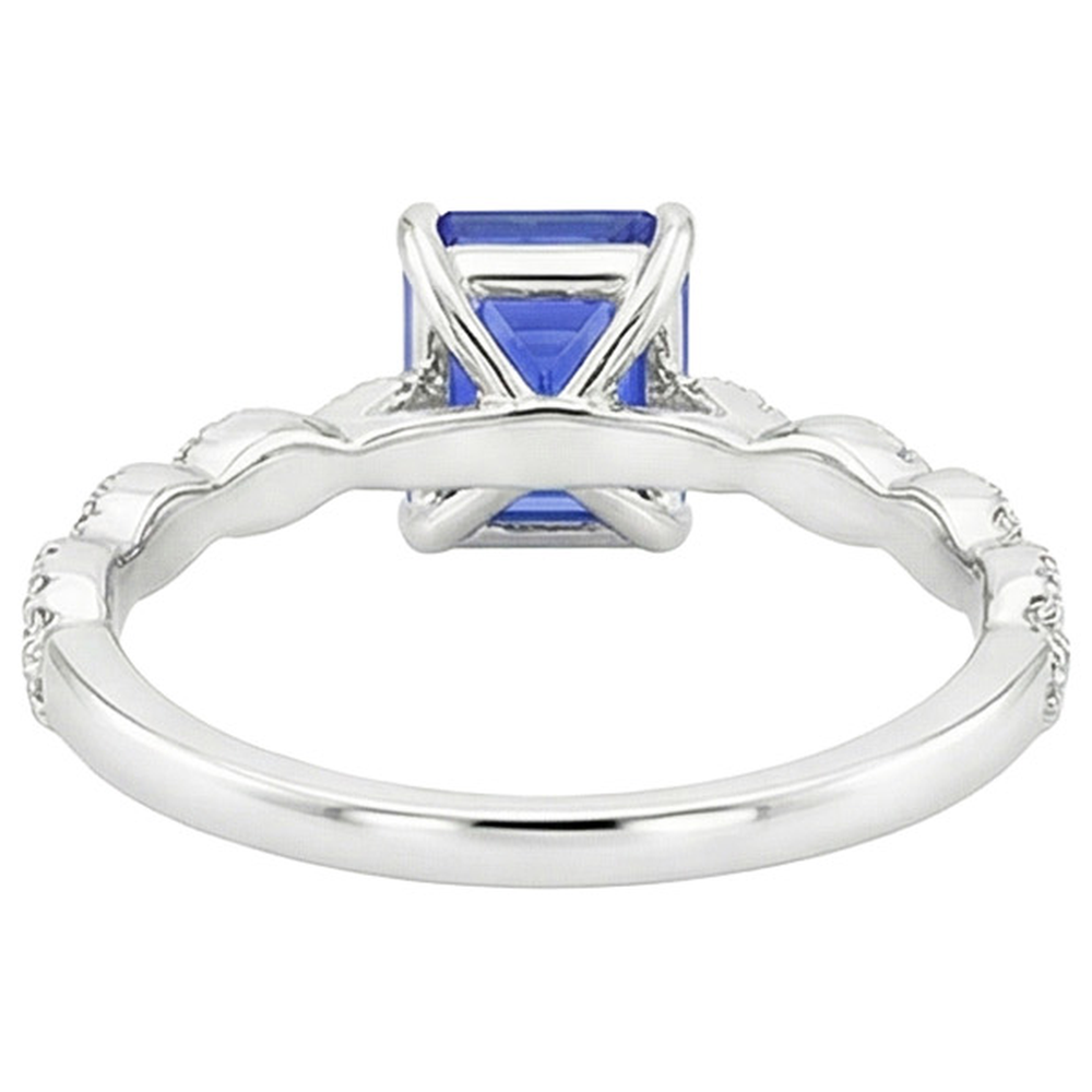 natural emerald sapphire 4.50ct ring close up detail