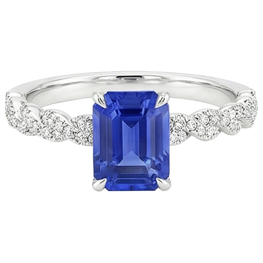 natural emerald sapphire 4.50ct ring on white background
