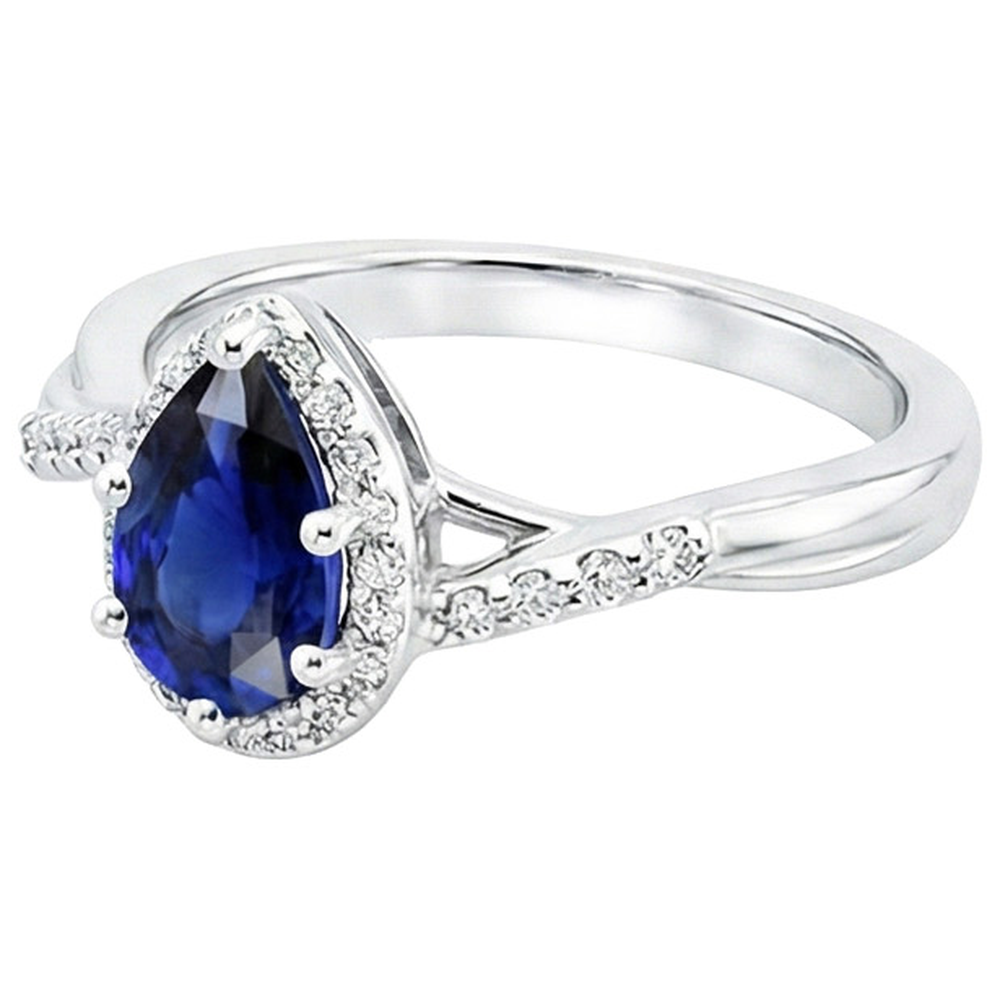natural round sapphire 5ct ring on white background