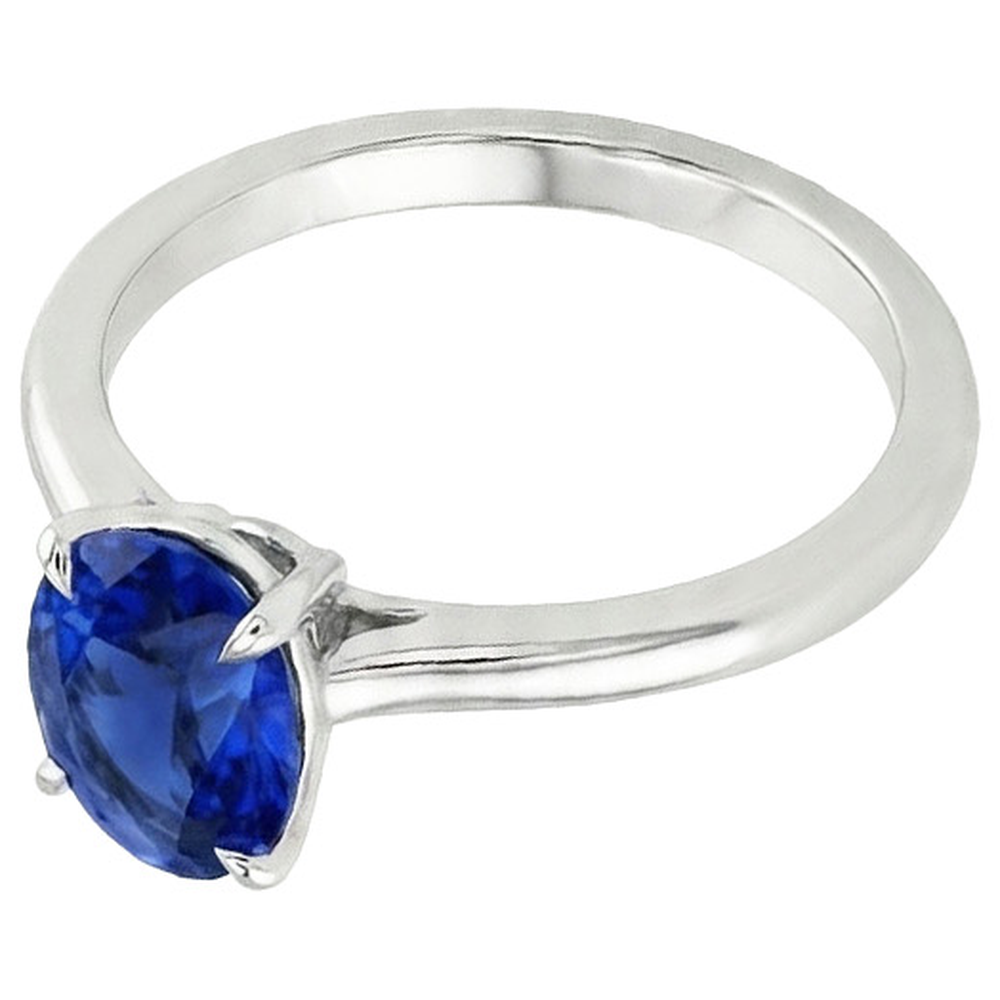 natural oval sapphire 2ct ring close up detail