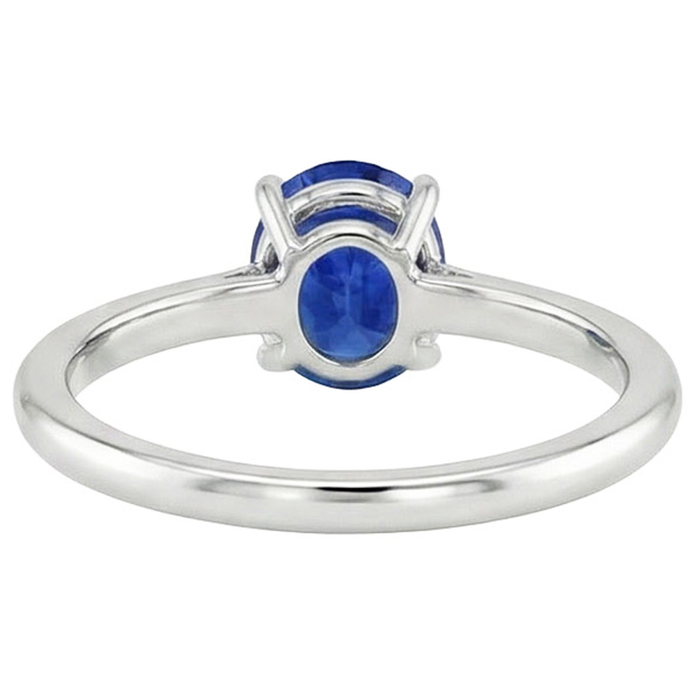 natural oval sapphire 2ct ring top view