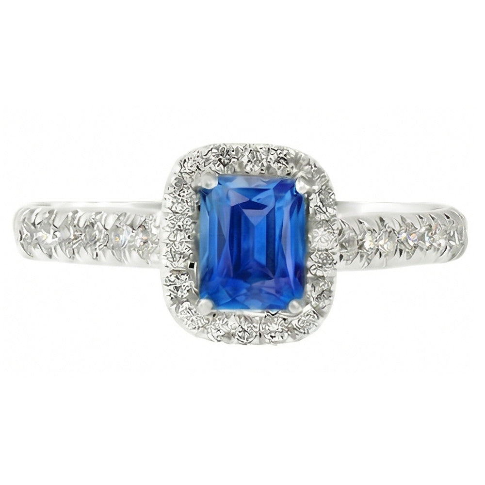 natural round sapphire 2.50ct ring close up detail
