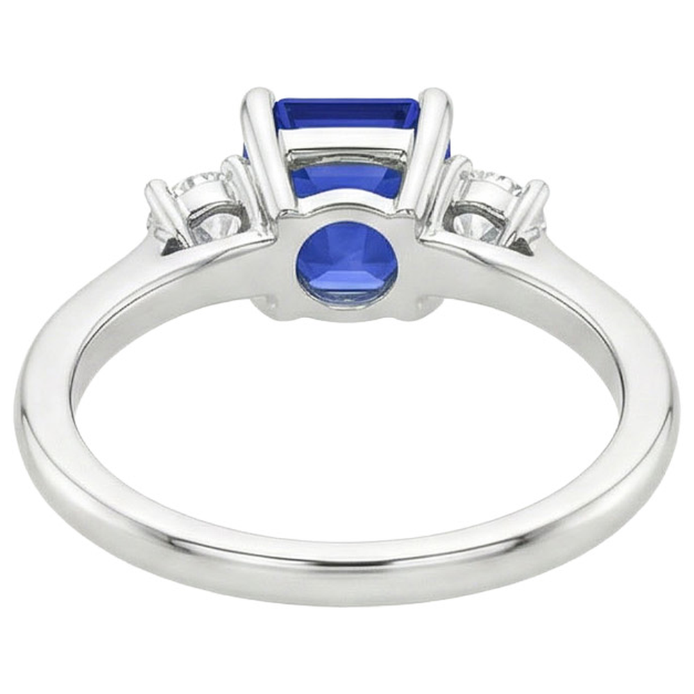 natural emerald sapphire 3.50ct ring close up detail