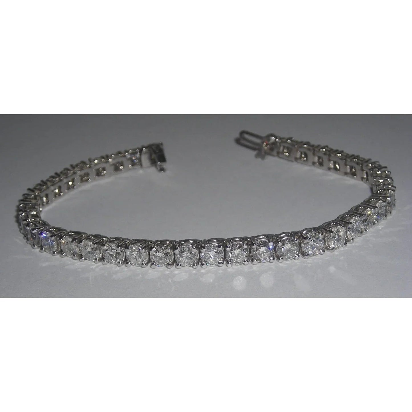 Genuine VVS Diamond Tennis Bracelet For Women
