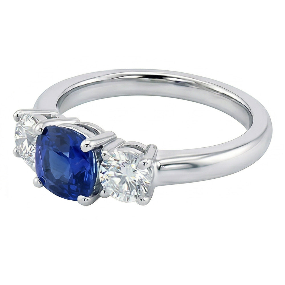 natural round sapphire 1.25ct ring top view