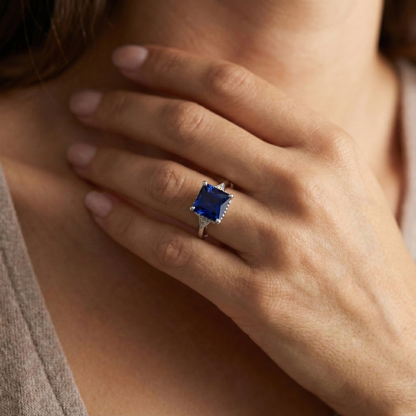 natural round sapphire 5.25ct ring with diamond accents