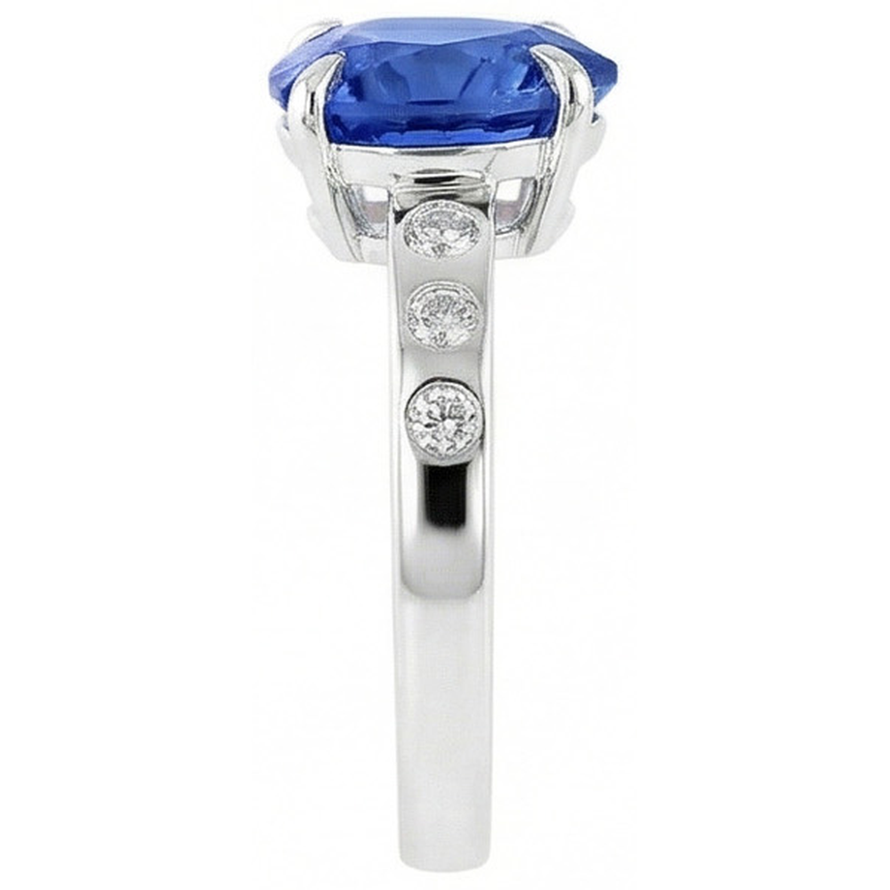 natural round sapphire 2ct ring top view