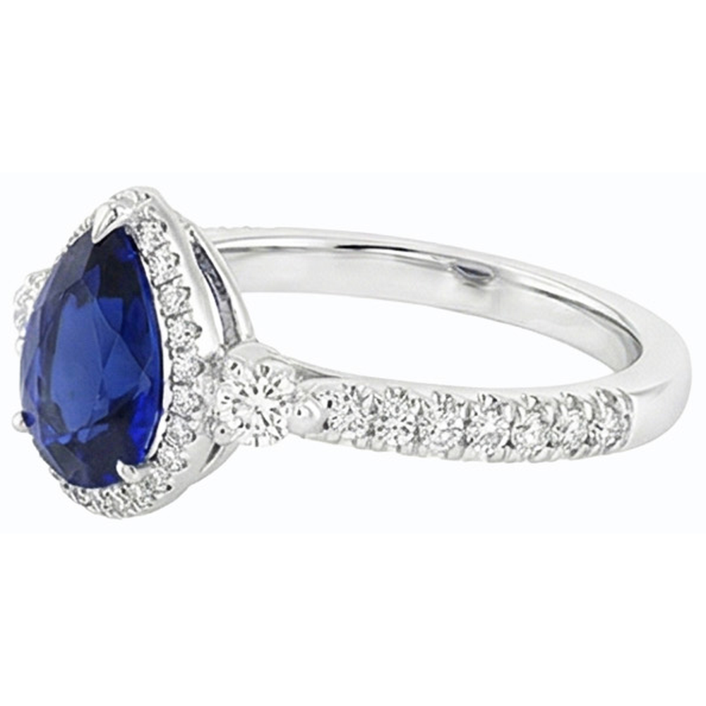 natural round sapphire 5ct ring on white background
