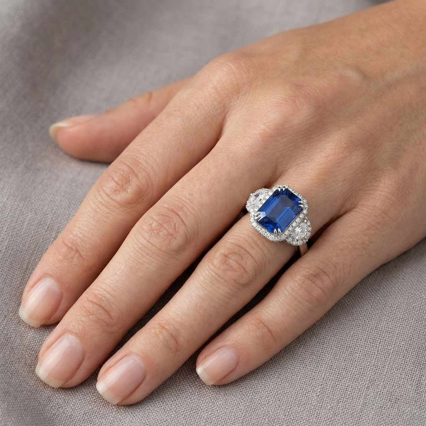 natural emerald sapphire 5ct ring with diamond accents