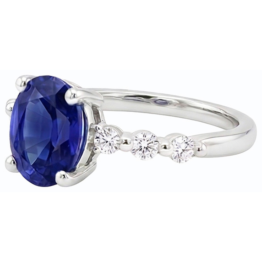 natural round sapphire 4ct ring on white background