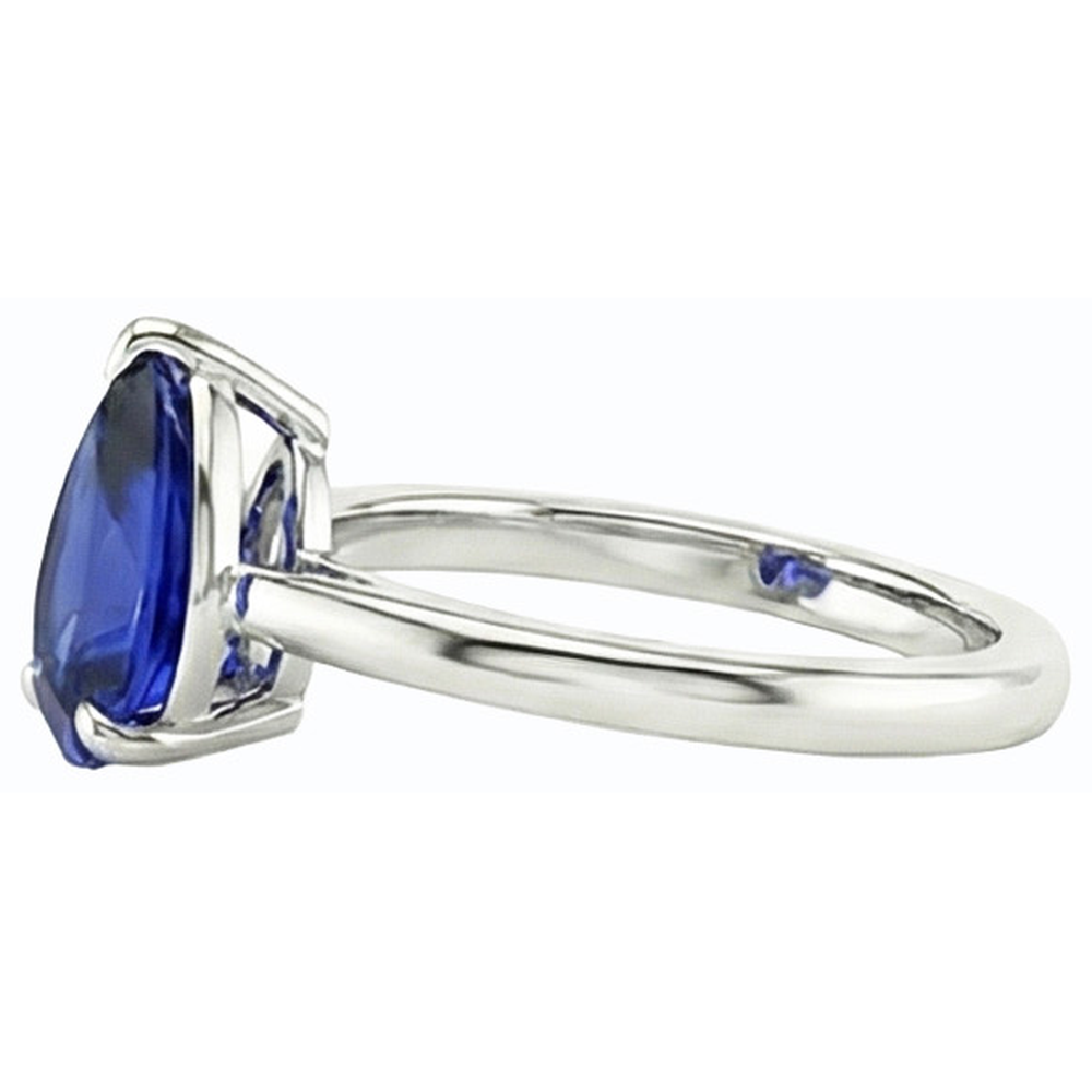 natural pear sapphire 2.50ct ring top view