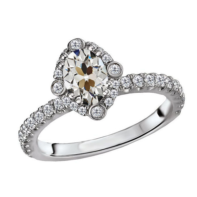 Antique Cushion Brilliant Diamond ring in 14K White Gold – main view