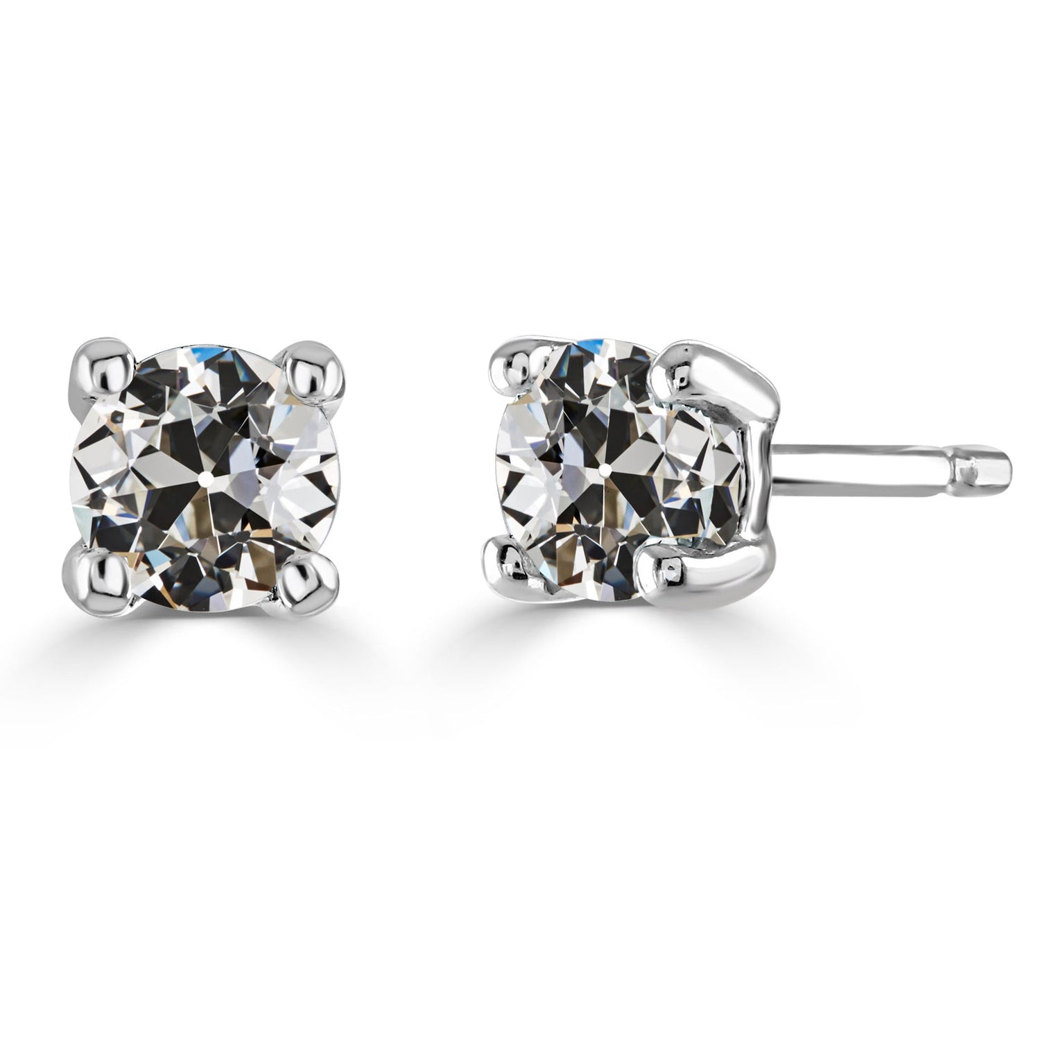 Stud Earrings 14K White Gold with Fine Diamond – main view