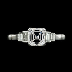 Lady's Anniversary Ring Emerald & Asscher Real Diamond 5 Stone 4.50 Carats