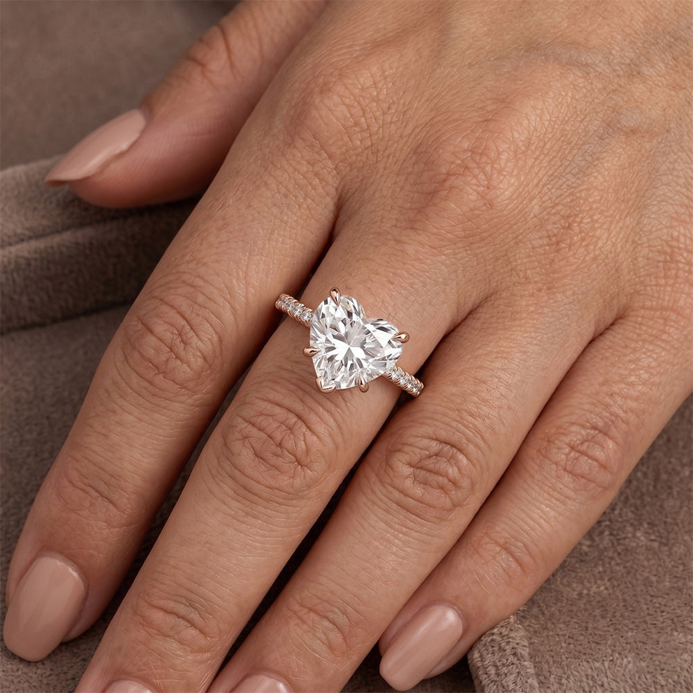Luxury Solitaire with Side Stones with Antique Rose Cut Diamond